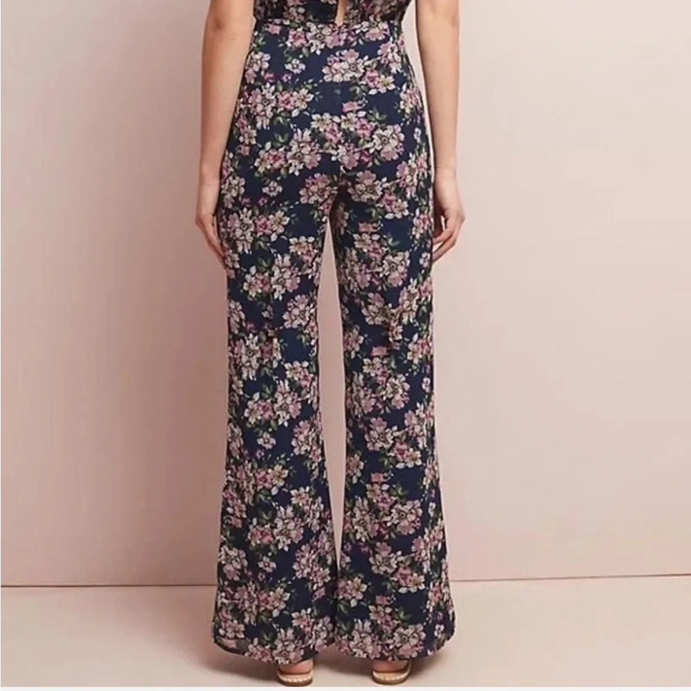 💜 Anthropologie | Ali & Jay Floral Sleeveless Wide Leg Jumpsuit (S) - Picture 2 of 11